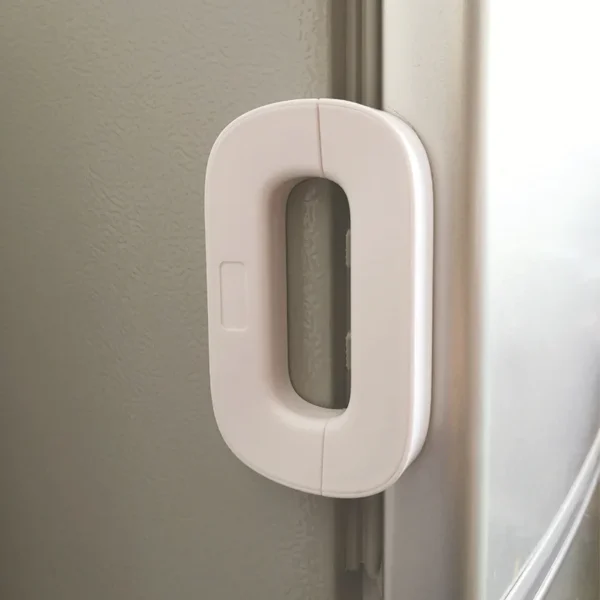 Child safety home refrigerator lock with baby anti-pinch protection