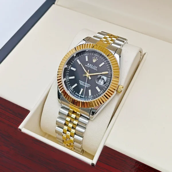 Log Series High-End Business Men's Quartz Watch, showing the elegant, minimalist white or black dial, classic markers, and stainless steel case and band, suitable as a professional dress watch.