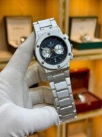 Men’s Quartz Watch with Date – Metal Strap Master Lock